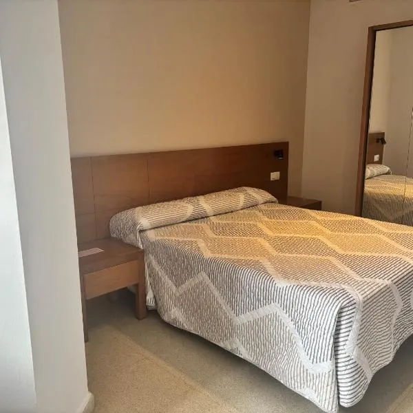 Hostal La Isla: Montijo'da bir otel