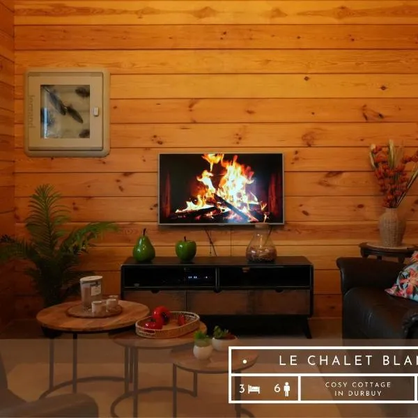 Chalet ardennais - Séjour nature en famille - 3min Durbuy Adventure - Parking - Terrasse - Au calme, hotelli kohteessa Durbuy