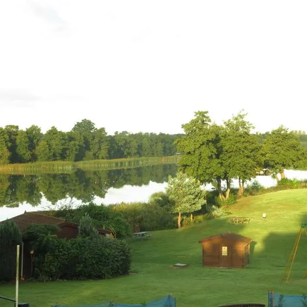 Annexe at Gosfield Lake, hotel in Sible Hedingham