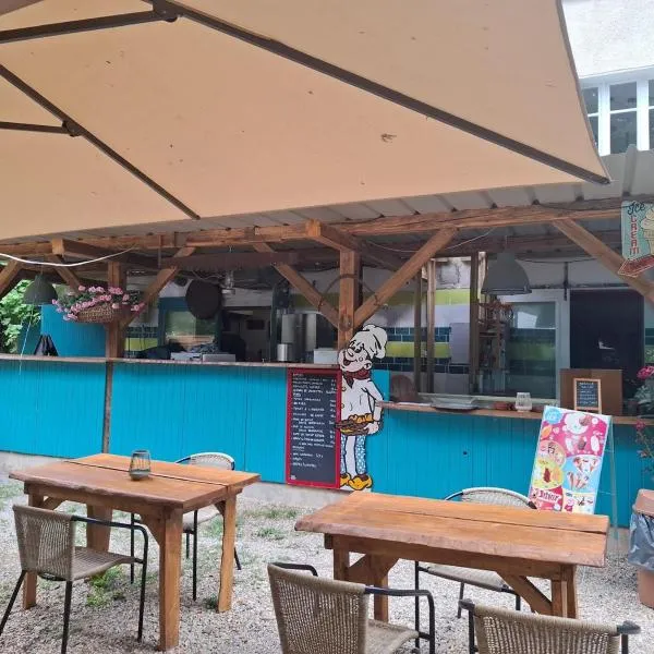 Le Bistrot Du Lot, hotel in Cassaniouze