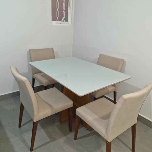 Apê Completo com Suíte, Cozinha e Sofá-Cama