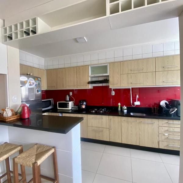 Alugo apartamento - 2 quartos - 200m da praia - Foto 4