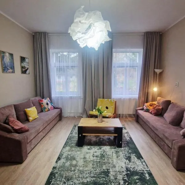 Szkoła pod Żurawiem - Dom Gościnny na Mazurach, Hotel in Wyszowate