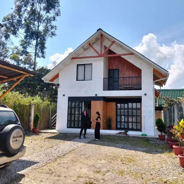 La Casa de ANNI, hotel v destinaci Oxapampa