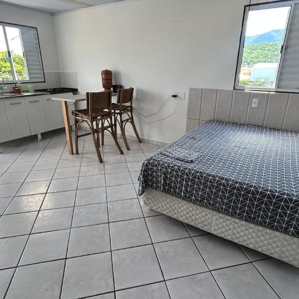Apartamento compacto e aconchegante no Centro de Caraguá