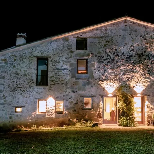 Mas Casalprim, hotel in Sant Feliu de Pallerols