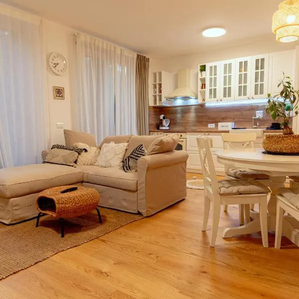 Anur Apartment, hotel a Ptuj