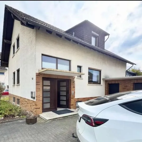 YOLKI HAUS moderne Apartments, nahe Wölfersheimer See, отель в городе Wölfersheim