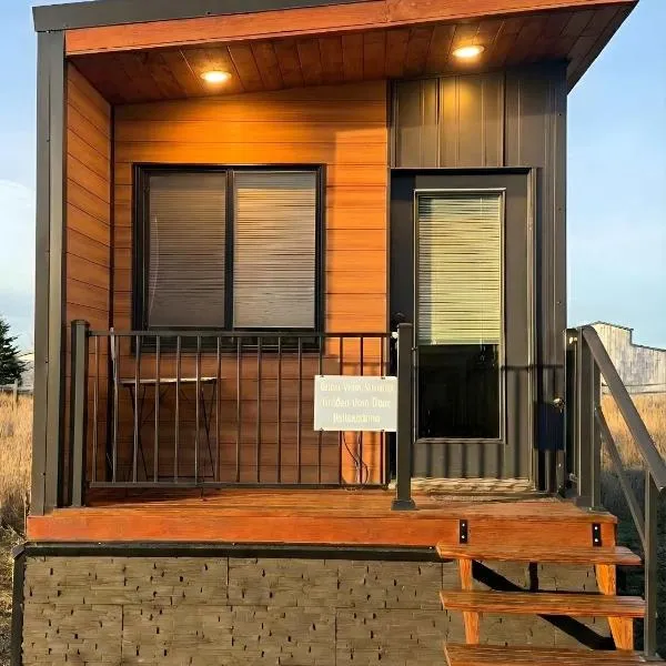 Teton View Studio - Hidden Gem near Yellowstone, hotel em Tetonia