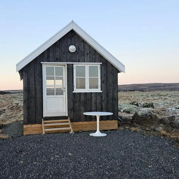 Lava Rock Cabin - BRAND NEW LISTING, hotel v destinácii Selfoss