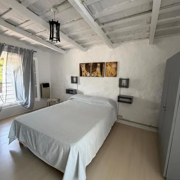 Hospedaje Sarmiento, hotel sa Carlos Casares