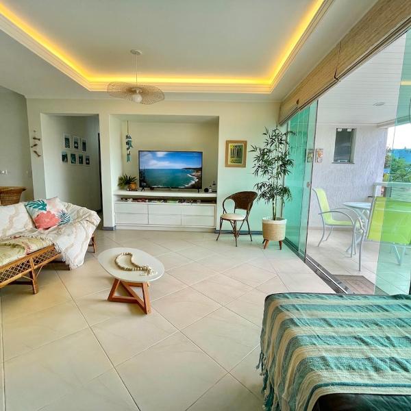 Apartamento do Sol - Alto padrão, piscina, 3 quartos, 220m da praia no centro de Bombinhas