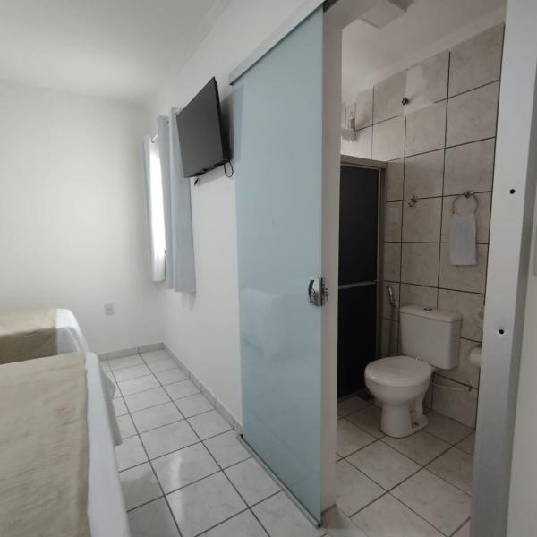 Quarto aconchegante e funcional perto da rodoviária Hospital do Câncer Pátio de eventos e universidades ótima localização - Foto 3
