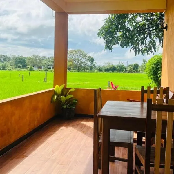 Paddy Wind Eco Lodge Sigiriya, מלון בKibissa