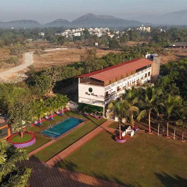 Raaj Resort, hotel em Panvel