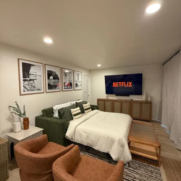 Beach Paradise- 4 min walk from beach，聖克魯茲的飯店