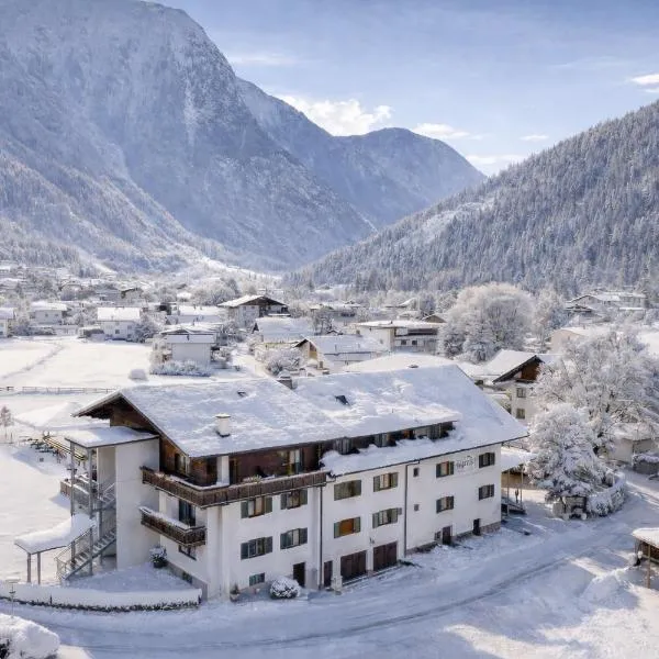 Hotel Jägerhof, hotel em Oetz