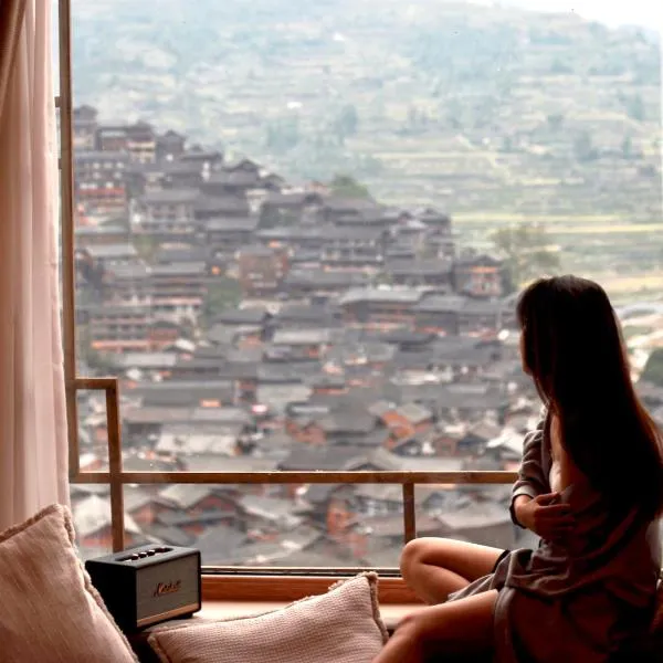 Seven Letters Preface Hotel Xijiang Qianhu Miao Village, hotel v mestu Xijiang