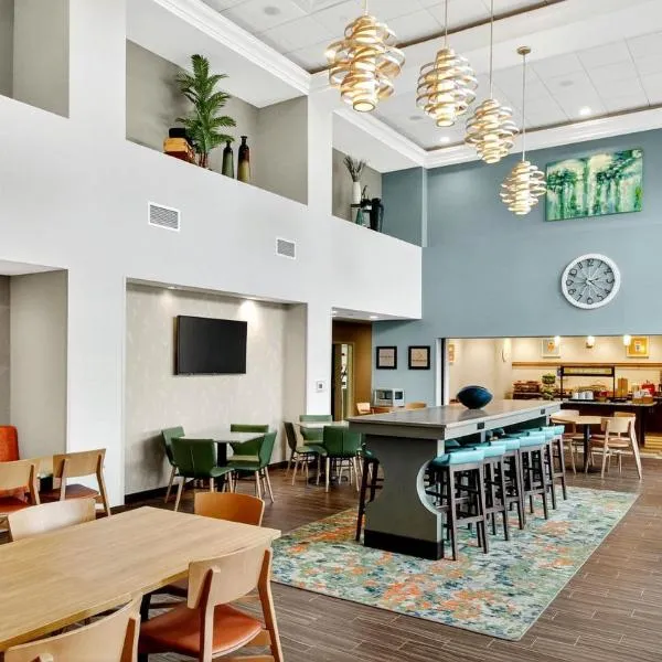 Hampton Inn & Suites Chippewa Falls, hotel em Chippewa Falls