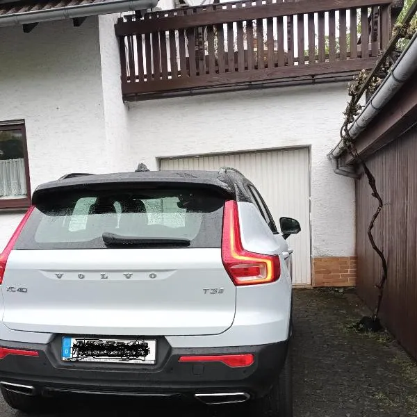 Erholsame Westerwälder Ferienwohnung, hotel in Weitefeld