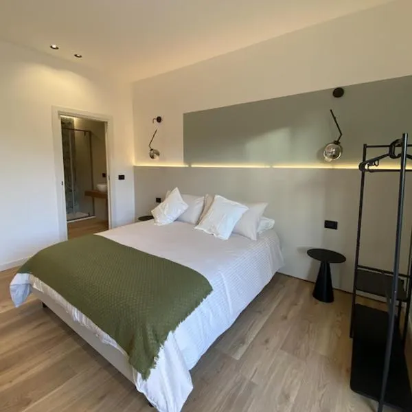 Primo Piano Acireale - Room & Relax، فندق في أتشيريالي