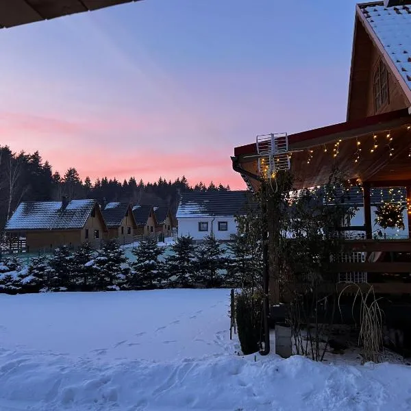 Stolove Chatki Radków, hotel en Radków