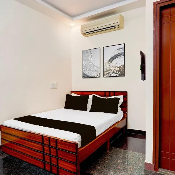 SPOT ON Sj Comforts Boarding And Lodging, hotel v destinaci Jigani