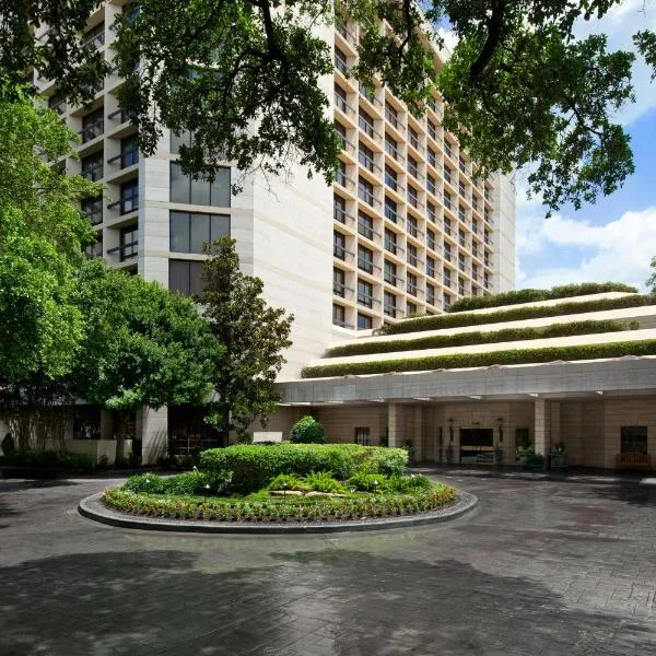 Houston Grand Hotel - River Oaks, hotel sa Houston
