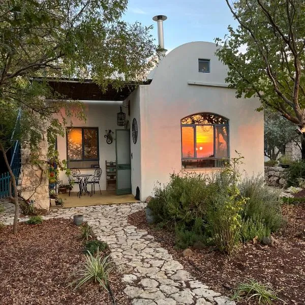 Yamas Golan, hotel em Ani'am