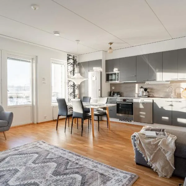 Lake View 2BR Apt - Sauna & Free Parking, hotel in Jyväskylä