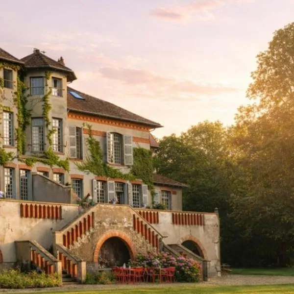 Le Relais du Doubs en Bourgogne, hótel í Ciel