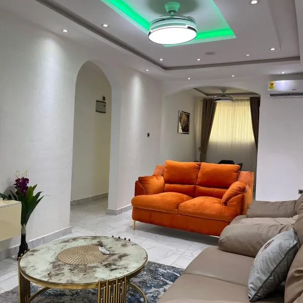 Vienama Residence 2 mins drive to Labadi Beach, hotel en Accra
