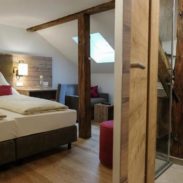 Alpengasthof zur Post, hotel en Schattwald