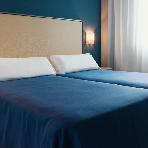 Apartamentos Vértice Sevilla Aljarafe, hotel en Bormujos