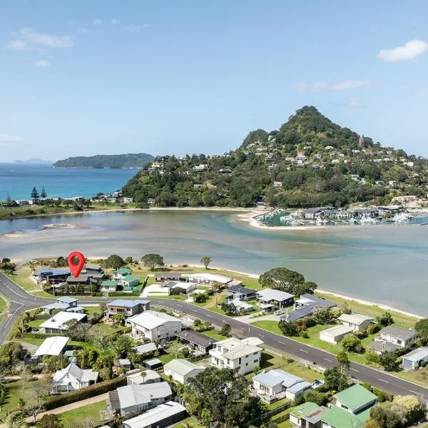 Manaia Magic - Tairua Holiday Home, Hotel in Tairua
