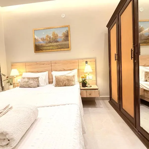 MILANO By The Beach Goa, hotel di Benaulim