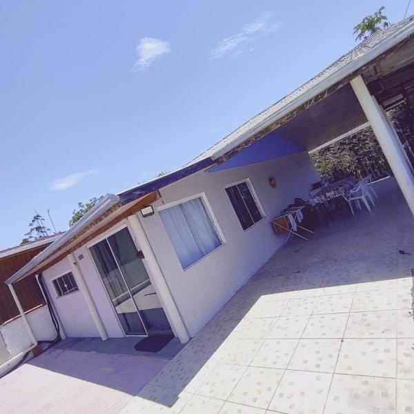 Casa na praia - 5 minutos da praia e 1 minuto do centro