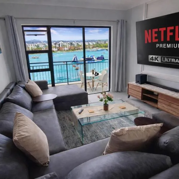 Spectacular Lagoon Facing Apartment - The Blyde โรงแรมในพริทอเรีย