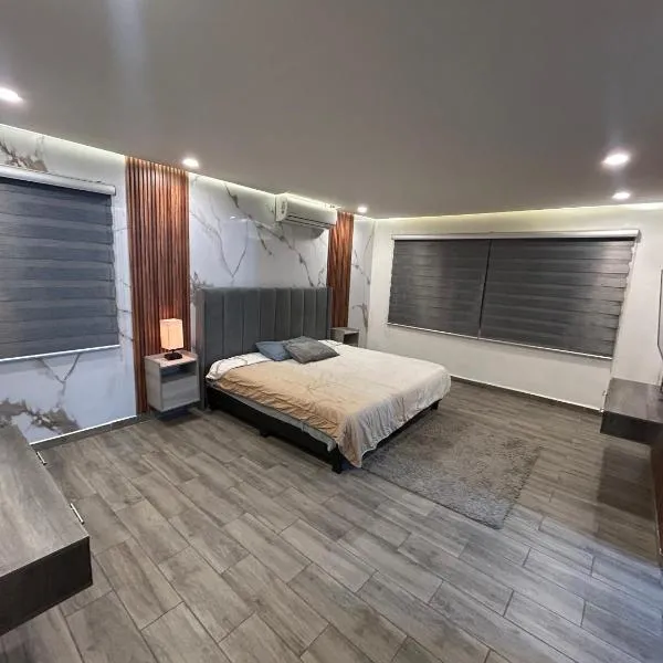 Casa en cumbres amueblada con todos incluido, ξενοδοχείο σε Monterrey
