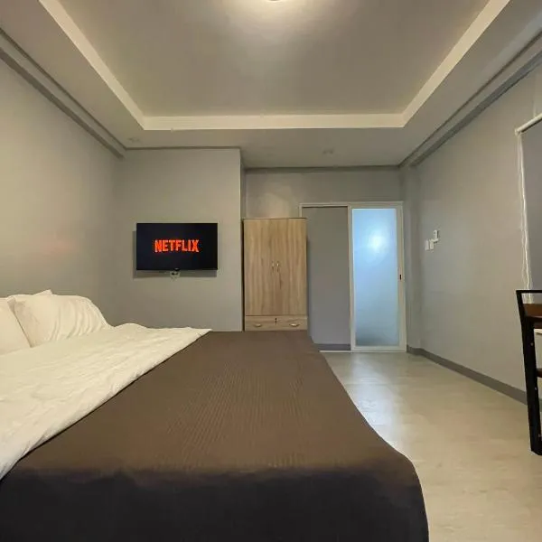 Tanauan Transient Casa Joe, hotel u gradu Daraza