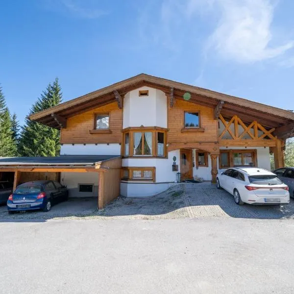 Haus Martin Appartement Eichhörnchen, hotel a Ramsau am Dachstein