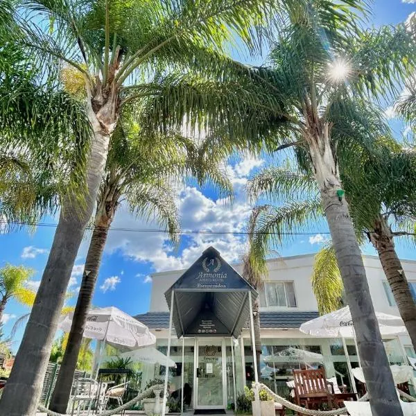 Armonia Aparts, hotel em Termas del Daymán