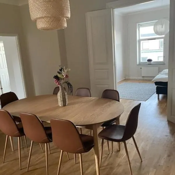Drottninggatan 150 - Havsnära boende, hotel in Helsingborg