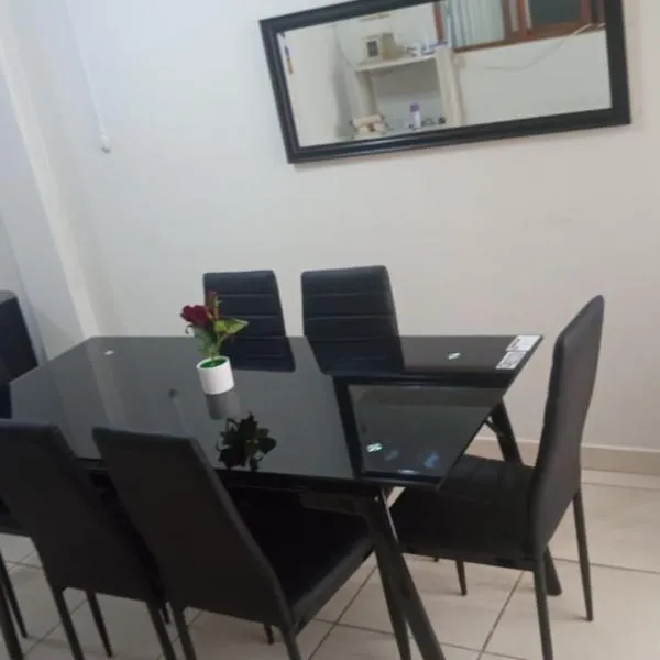 1er piso departamento Florencia، فندق في تاكنا