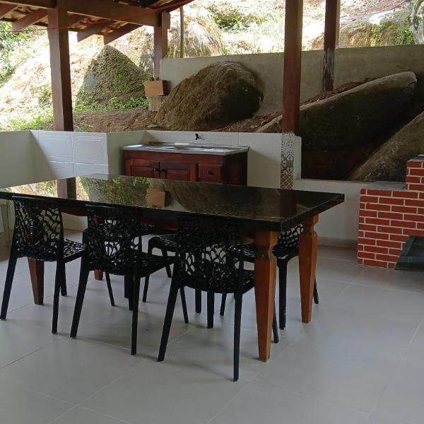 Casa em frente a Cachoeira do Tobogã