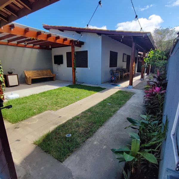 Casa para até 5 pessoas e 1 carro