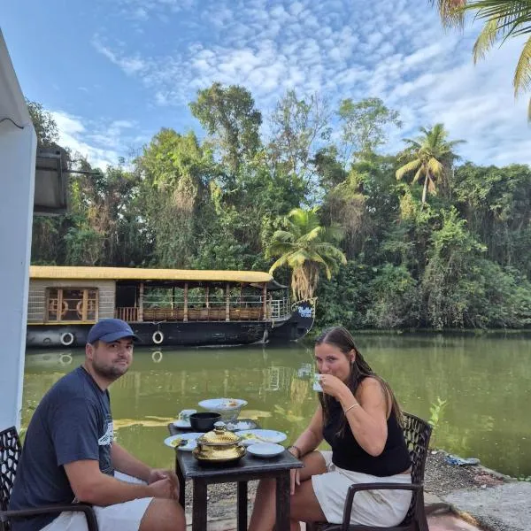 BirdScapes Kumarakom Homestay: Kumarakom şehrinde bir otel