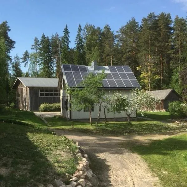 Läeahon Omena Holiday house in the middle of nature, hotel v destinaci Pornainen