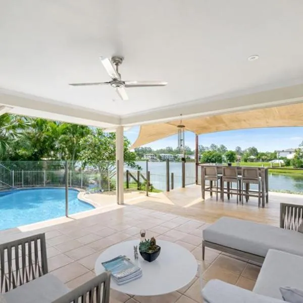 Serene Lakefront Villa, Westlake, Brisbane, ξενοδοχείο σε Westlake