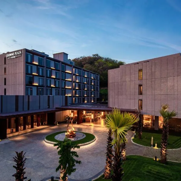 Crowne Plaza Labuan Bajo by IHG, готель у місті Лабуан-Баджо